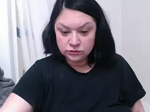 AlyssiaAmoreXO online show from February 19, 1:28 pm