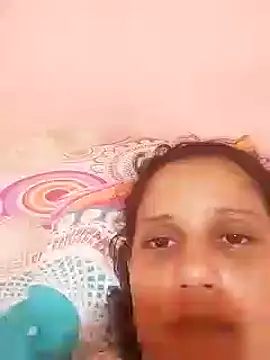 carolina goez online show from December 25, 7:45 pm