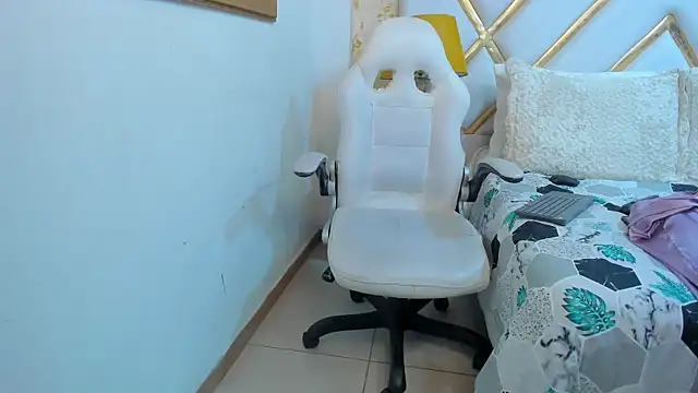 Snapshot of MalorySweet chatting on September 14, 12:48 pm MalorySweet online show from September 14, 12:48 pm