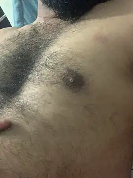 Snapshot of desiduzz21 chatting on December 23, 6:16 pm desiduzz21 online show from December 23, 6:16 pm