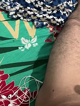 Snapshot of desiduzz21 chatting on January 28, 9:50 pm desiduzz21 online show from January 28, 9:50 pm