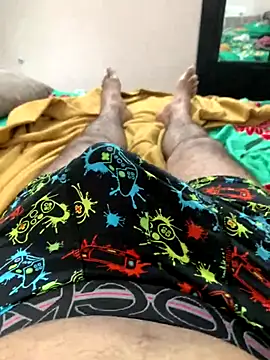 Snapshot of desiduzz21 chatting on October 16, 4:13 am desiduzz21 online show from October 16, 4:13 am