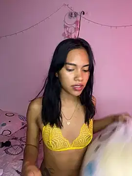 Snapshot of valeriah_7 chatting on January 20, 7:04 pm valeriah 7 online show from January 20, 7:04 pm