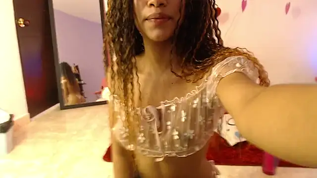 Snapshot of valeriah_7 chatting on February 18, 5:31 pm valeriah 7 online show from February 18, 5:31 pm