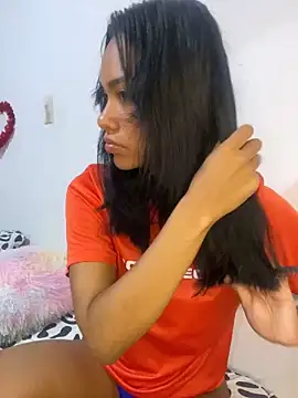 Snapshot of valeriah_7 chatting on March 2, 7:12 pm valeriah 7 online show from March 2, 7:12 pm