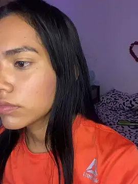 Snapshot of valeriah_7 chatting on March 2, 10:16 pm valeriah 7 online show from March 2, 10:16 pm