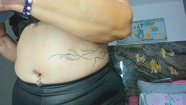 cloee-rabbyt online show from March 3, 5:50 pm