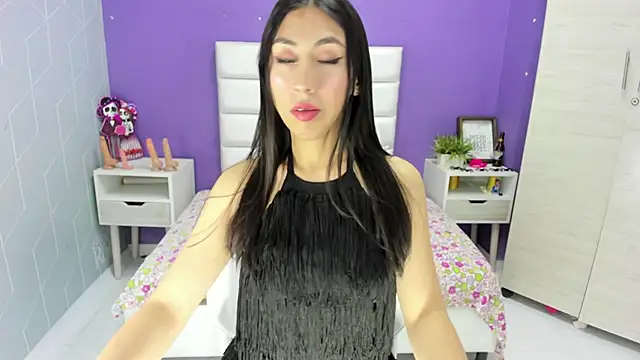 Snapshot of Sophia_abad7 chatting on December 4, 4:27 pm Sophia abad7 online show from December 4, 4:27 pm