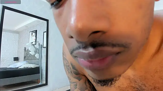 Snapshot of jackmacson chatting on January 12, 6:59 pm jackmacson online show from January 12, 6:59 pm