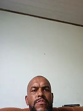 Snapshot of negro1978mt chatting on February 28, 8:18 pm negro1978mt online show from February 28, 8:18 pm