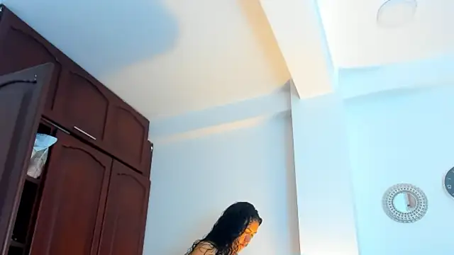kathyajhonss online show from July 20, 11:07 pm
