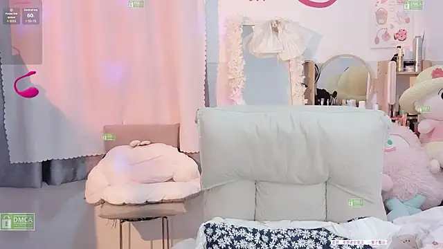 Carly 1 online show from October 15, 5:35 pm