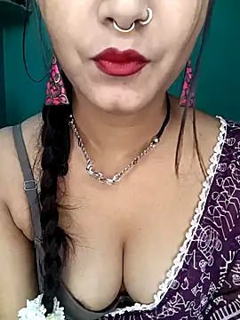 Snapshot of Diamond_queeen chatting on December 20, 8:12 pm Diamond queeen online show from December 20, 8:12 pm