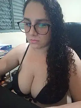 litha luna online show from December 2, 8:30 am