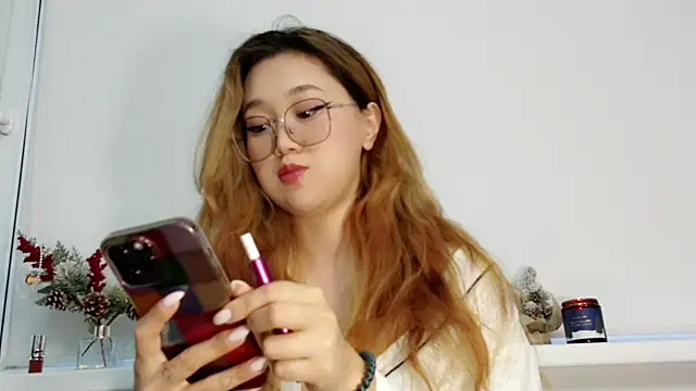 Snapshot of Jennatyan chatting on November 26, 10:49 am Jennatyan online show from November 26, 10:49 am