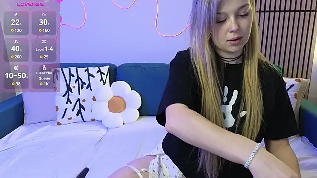 Snapshot of Mel_Nelson chatting on March 22, 4:24 am Mel Nelson online show from March 22, 4:24 am