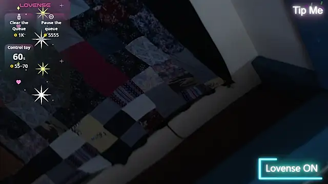 Snapshot of Dante_Bear_ chatting on October 18, 2:14 am Dante Bear online show from October 18, 2:14 am