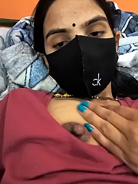 cute simmy0 online show from April 10, 3:50 pm