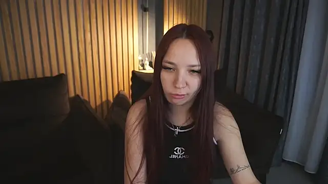 ElysLunar online show from November 27, 6:48 am