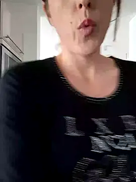 Snapshot of Hexe12346 chatting on March 12, 11:09 am Hexe12346 online show from March 12, 11:09 am