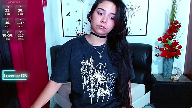 Lune Claire online show from January 8, 12:02 am