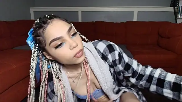 kittymarie28 online show from September 19, 11:49 pm