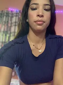 Nicole cute1 online show from December 29, 7:00 pm