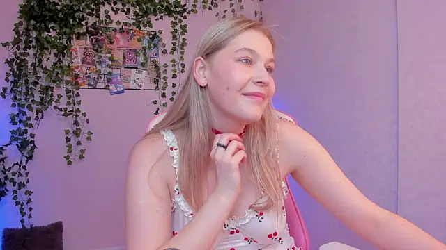 Colleen Blake online show from February 28, 9:44 pm