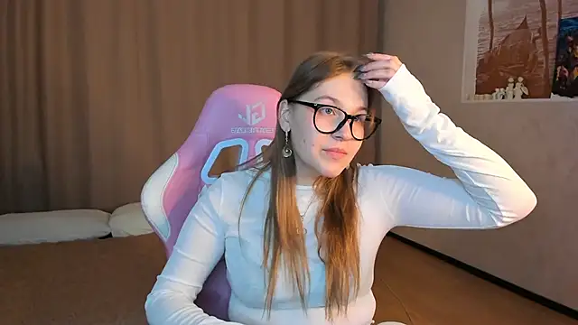 Colleen Blake online show from September 29, 4:01 pm