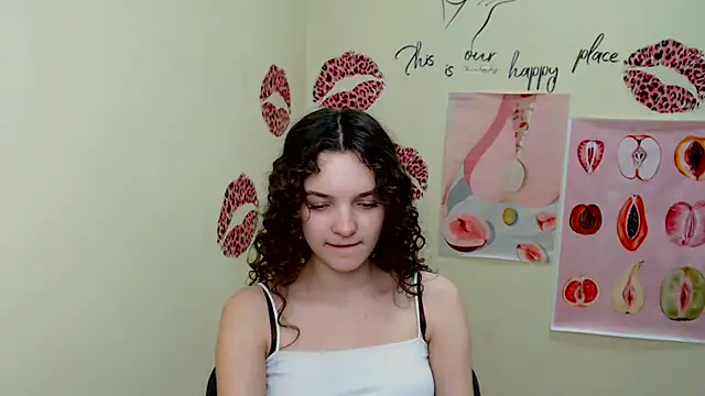  SusieSu  online show from February 11, 4:24 pm