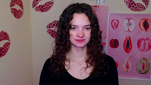  SusieSu  online show from February 17, 1:29 pm