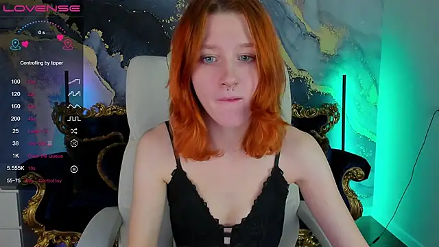 MagicLilu online show from December 7, 9:00 pm