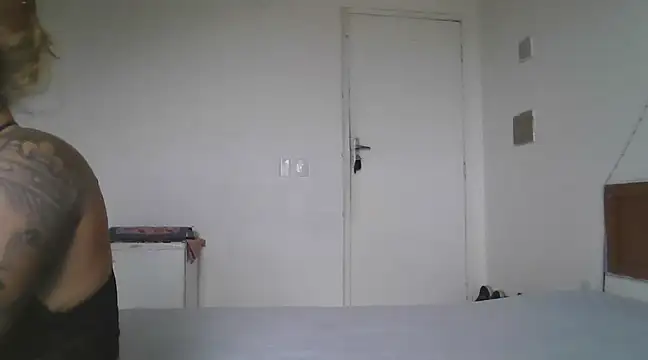 Snapshot of Gabrielleof chatting on December 5, 12:55 pm Gabrielleof online show from December 5, 12:55 pm