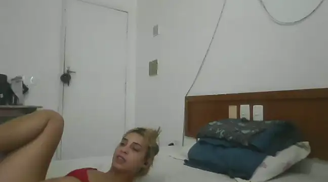 Snapshot of Gabrielleof chatting on December 31, 1:08 pm Gabrielleof online show from December 31, 1:08 pm