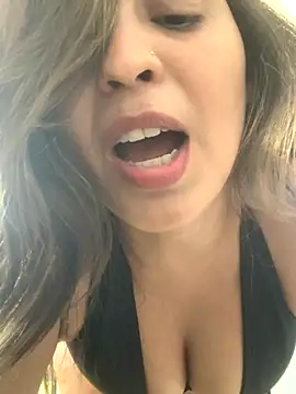 Snapshot of Gabrielleof chatting on November 25, 3:34 pm Gabrielleof online show from November 25, 3:34 pm