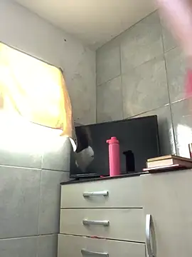 Snapshot of Gabrielleof chatting on January 14, 11:49 am Gabrielleof online show from January 14, 11:49 am