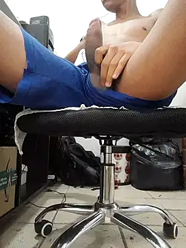 eomaisnovo0 online show from December 29, 10:56 am