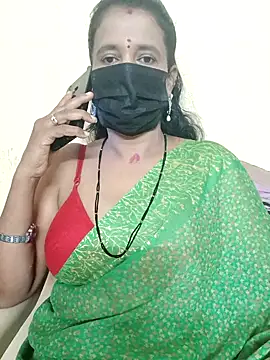 Snapshot of akshara_22 chatting on January 18, 11:00 am akshara 22 online show from January 18, 11:00 am