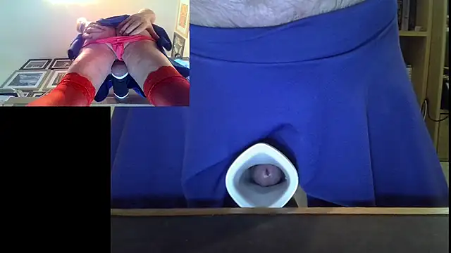 Snapshot of nataliecdlive chatting on December 5, 11:51 pm nataliecdlive online show from December 5, 11:51 pm