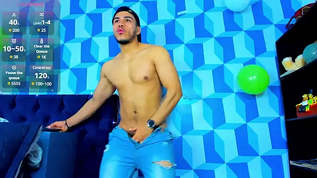 Snapshot of jeisonstark chatting on February 22, 11:46 am jeisonstark online show from February 22, 11:46 am