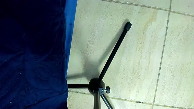 Snapshot of jeisonstark chatting on February 28, 2:42 pm jeisonstark online show from February 28, 2:42 pm