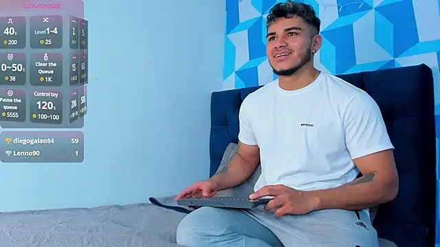 Snapshot of jeisonstark chatting on March 9, 8:52 pm jeisonstark online show from March 9, 8:52 pm