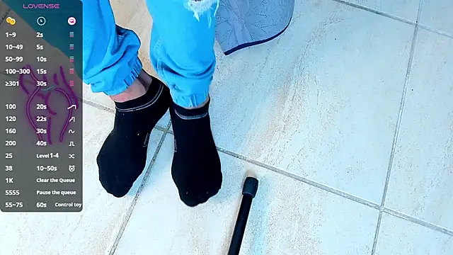 Snapshot of jeisonstark chatting on March 16, 2:44 pm jeisonstark online show from March 16, 2:44 pm