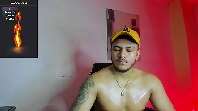 Snapshot of jeisonstark chatting on November 8, 12:16 pm jeisonstark online show from November 8, 12:16 pm