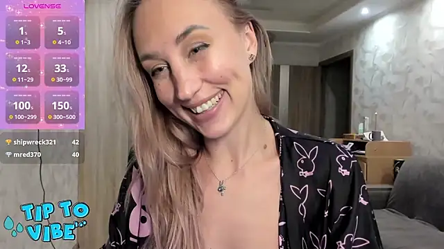 lady Nati online show from December 3, 5:12 pm