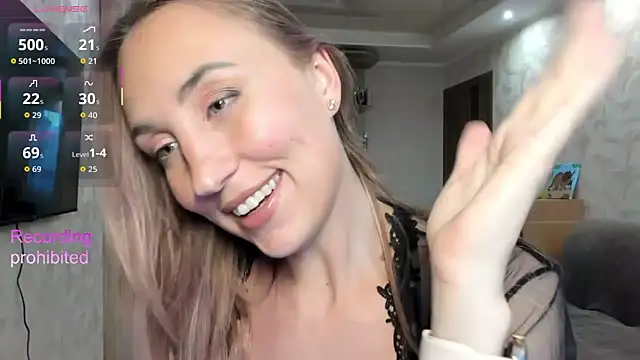 Snapshot of lady_Nati chatting on January 18, 1:59 pm lady Nati online show from January 18, 1:59 pm