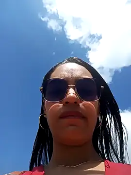 Snapshot of Sara-77 chatting on January 29, 3:15 pm Sara-77 online show from January 29, 3:15 pm