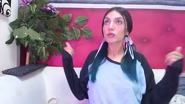 ReiLyMalkova online show from March 12, 1:51 pm