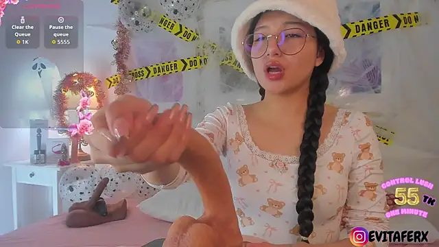 Eva depp online show from October 28, 5:37 pm