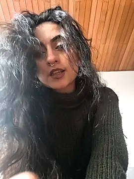 Lila Desiree online show from February 1, 9:35 pm